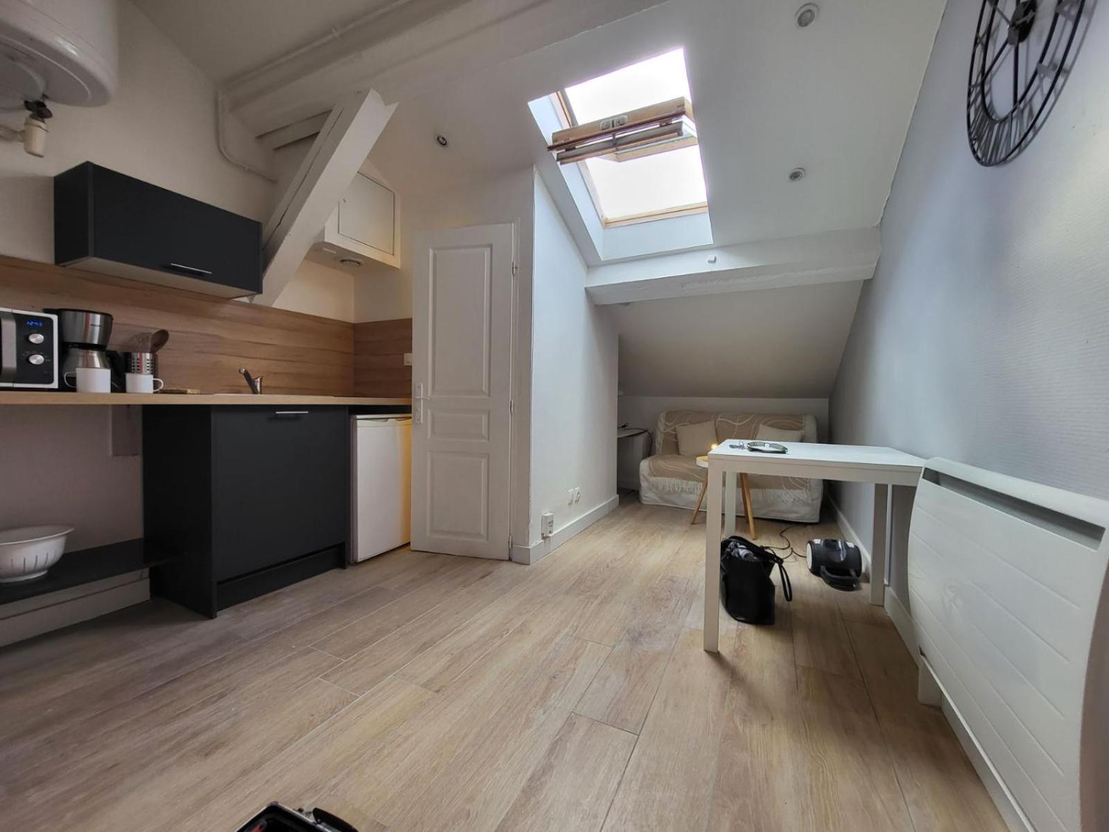Cocon Charpennes Apartment