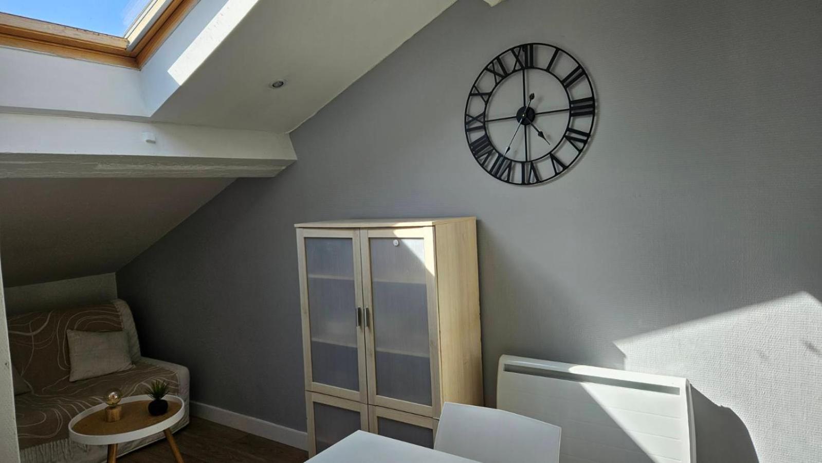 Cocon Charpennes Apartment